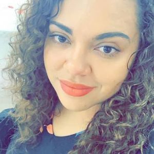 Meet your Posher, Joseline isamar